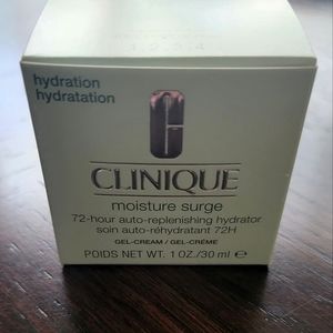 1oz Clinique Moisture Surge
